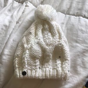 🤍 💎 Roxy white jeweled beanie